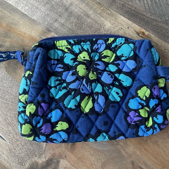 Vera Bradley cosmetic bag - Picture 2 of 2